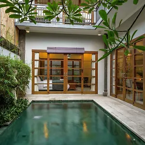 sonti-villa.hotelsseminyak.net/